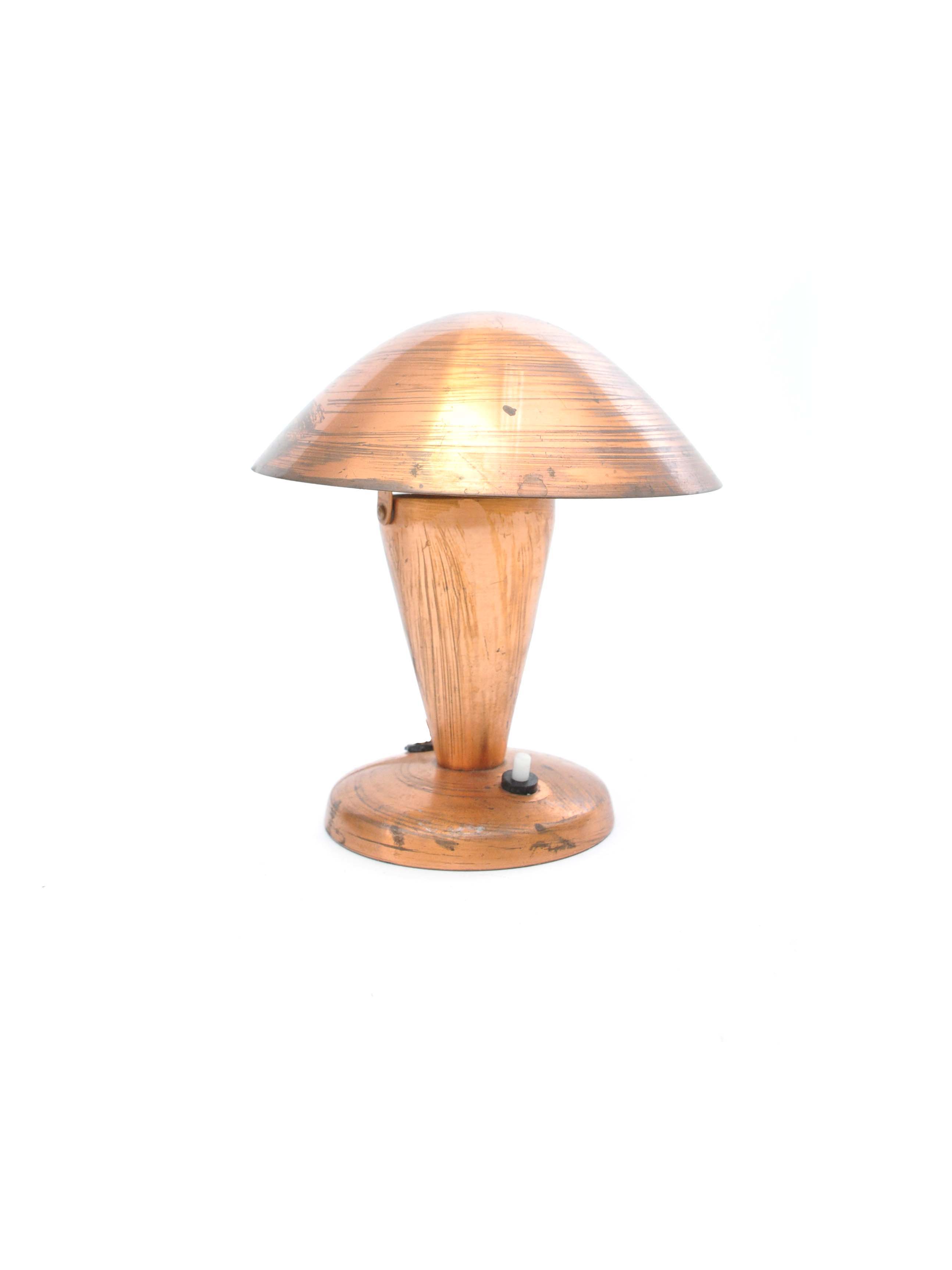 ART DECO TABLE LAMP