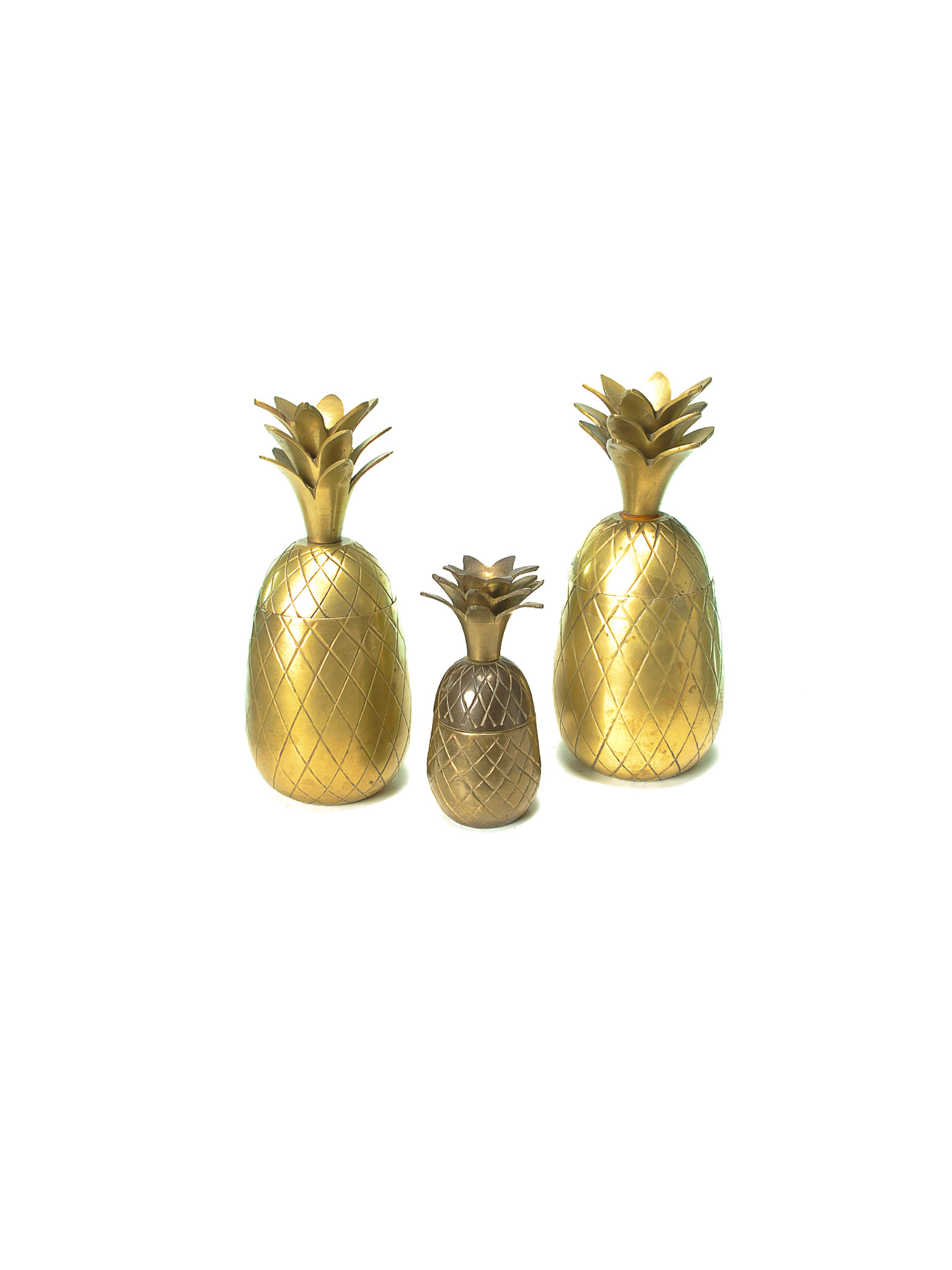 SET OF PINEAPPLE BOWLS